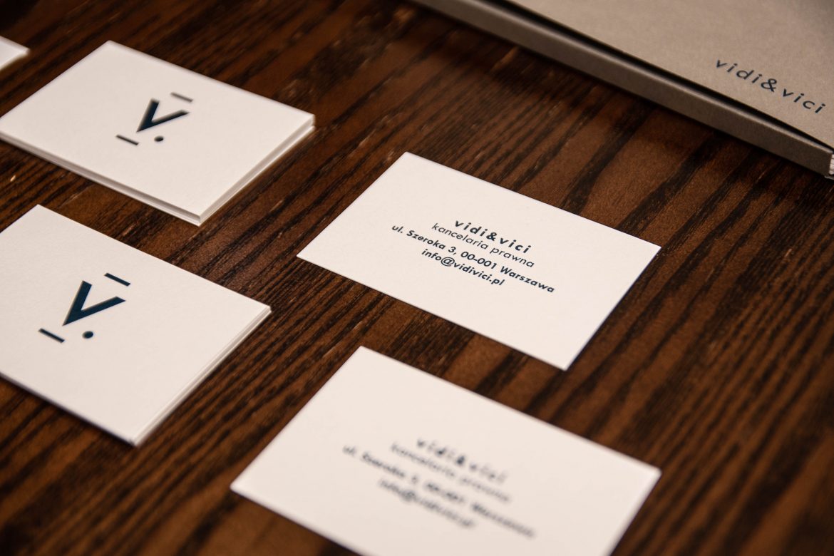 Welche Abmessungen sollte eine Visitenkarte haben?