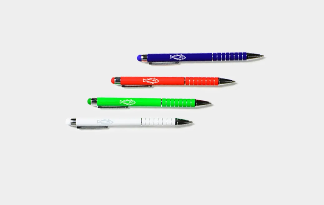 Metall-Kugelschreiber mit Touchpen und Verzierungen auf dem Gehäuse