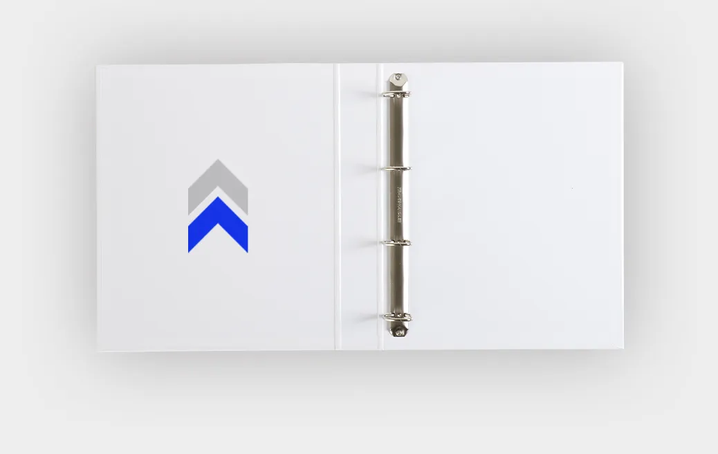 Ordner mit 4-facher Kombimechanik
